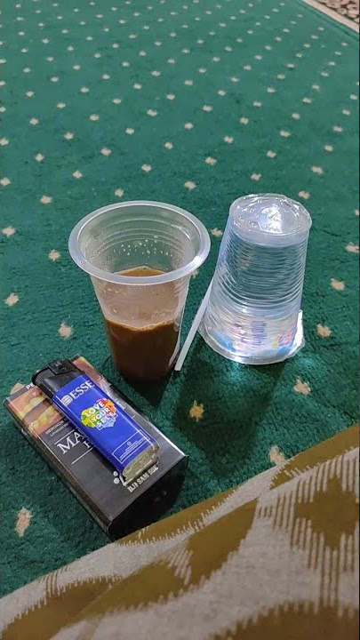 story wa | ngopi di malam jum'at sambil dengerin pengajian ☕