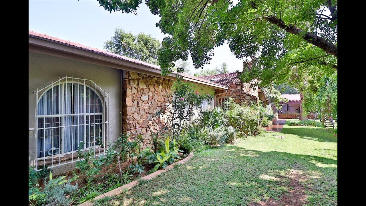 4 Bed House for sale in North West Hartbeespoort Dam Meerhof 15