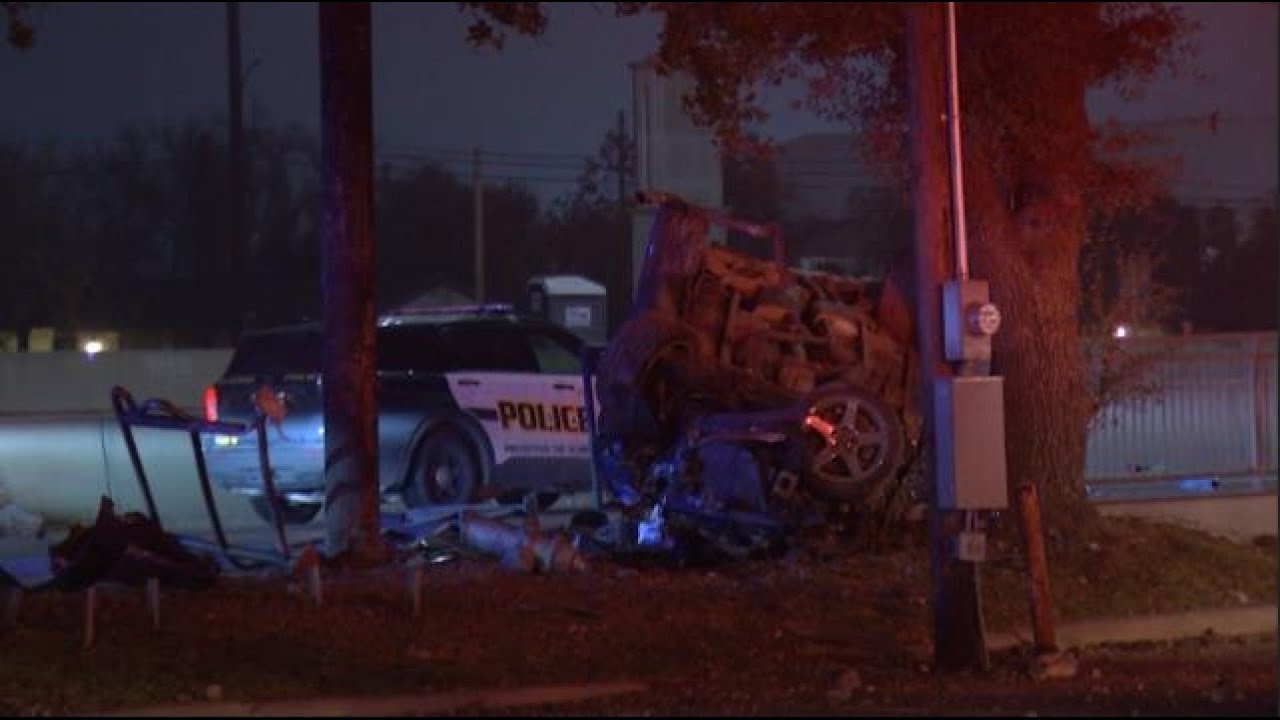 Driver of SUV killed in rollover crash on far West Side, police say ...