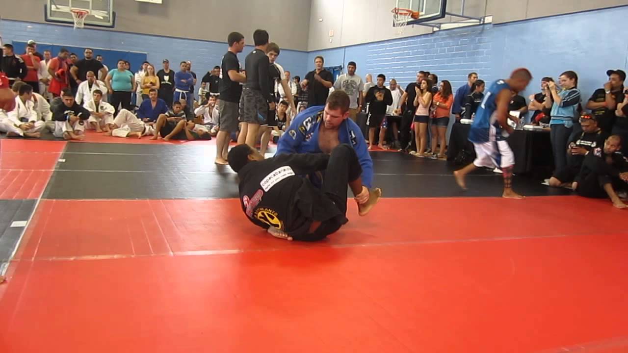 Marcus Antelante (Soul Fighters) vs. Jason Yarrington (Ouana)  - MatShark SA Open Pro 2013