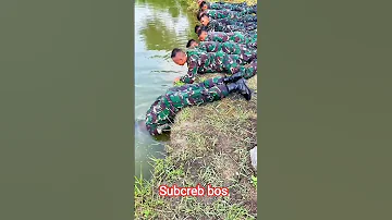 Tentara Pemanasan Dulu Sebelum Tempur Sama L 