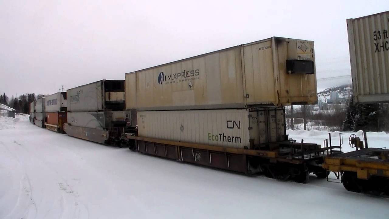 CP C201-10 - CN 8955 W @ Marathon