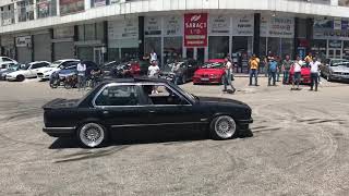 E30 DONUT LASTİK PATLATMA MT GARAGE Resimi