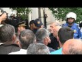 Demonstranti u Podgorici pokušali ući u zgradu vlade