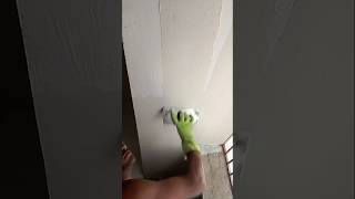 How to apply 2nd coat wall putty #paintingtips #wallputty #wallputtykaisekare #jharkhandpainter