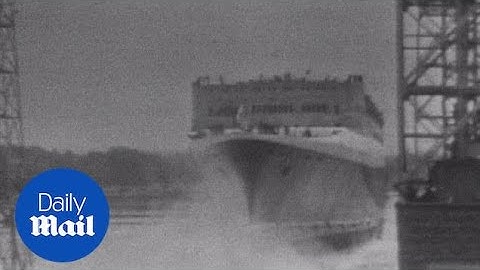 Queen Elizabeth launches the QE2 from Clydesbank shipyard - Daily Mail