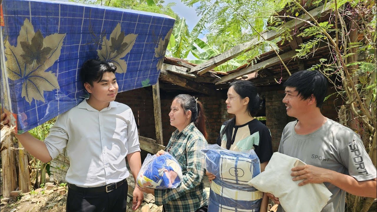 CEO директор встретил бедную девушку, которая помогла ему, и подарил ей подарок в благодарность