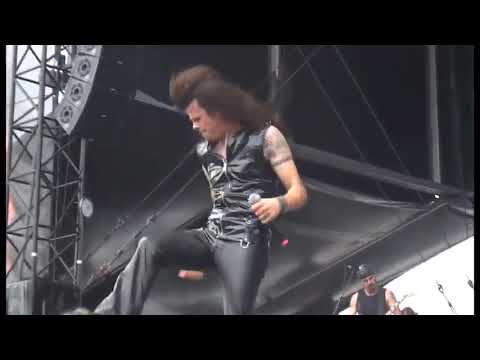 Crimson Glory - Where Dragons Rule (Live)
