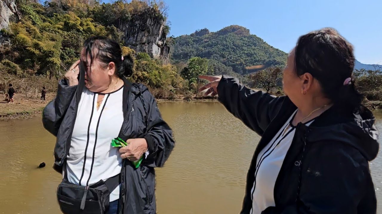 Мать пророка вернулась домой, чтобы навестить свою деревню, и очень много плакала ♥️