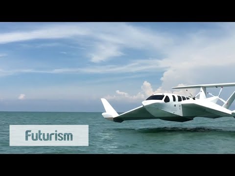 Boat-Plane Hybrid Takes Off From Water - YouTube