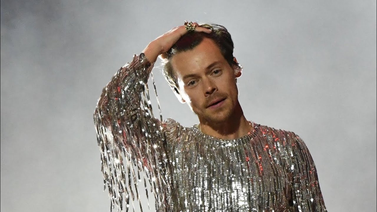 Harry Styles - final show Italia 2023 from the pit - friends and family circle - Love on Tour