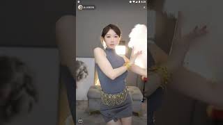 迷人的黎闪电20220307082735