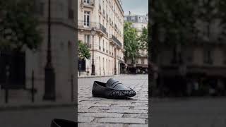 Look closer. You might just find the finishing touch to your next city look. Look closer. You might just find the finishing touch to your next city look.