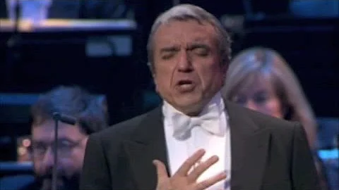 Ruggero Raimondi - Don Carlo - "Ella giammai m'am!"