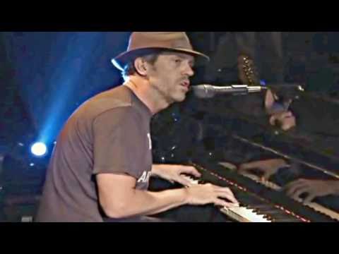 Hugh Laurie Band From Tv 2008 Will It Go Round in ...