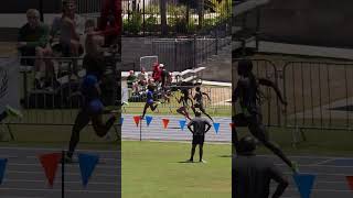 Melissa. Anavia. Kayla. Sha’Carri 👏  41.7 world lead to dominate the 4x100m 🇺🇸 #track #usatf