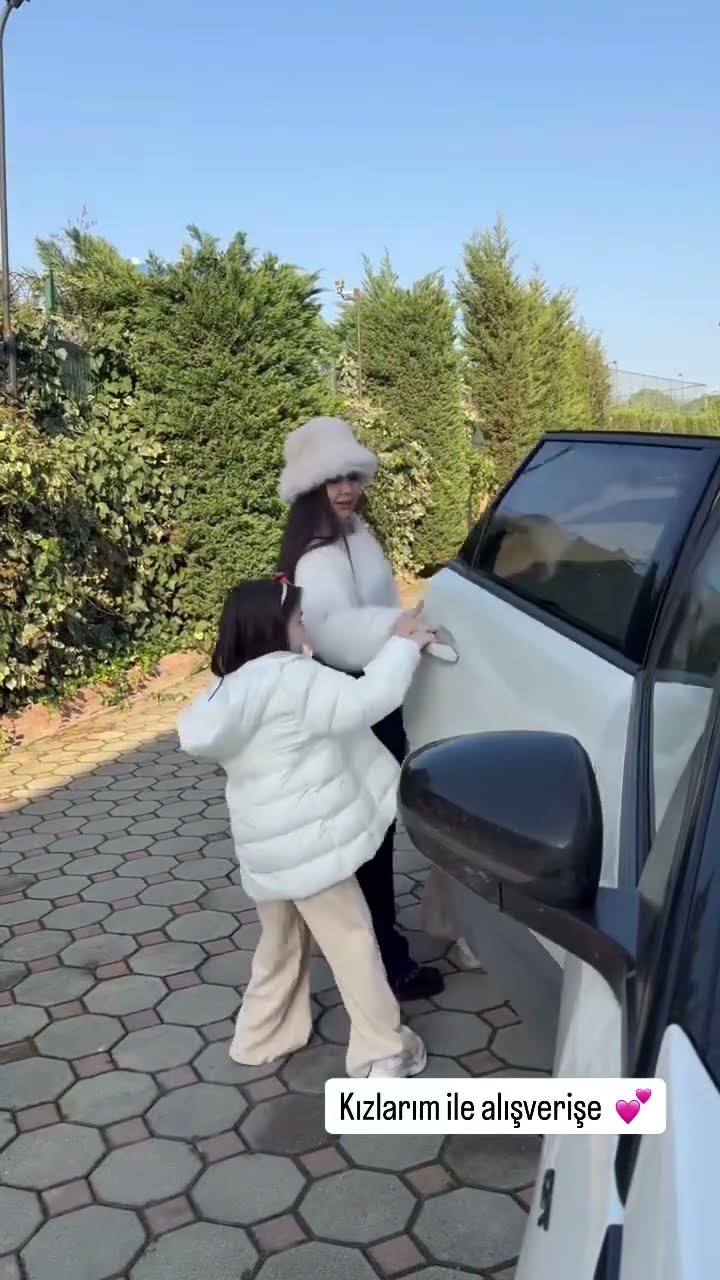 Kızlarım ile alışverişe ?