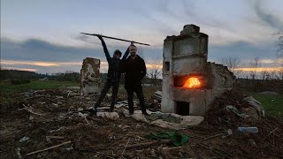 Розібрали стару хату 🚜 JCB відкопав мішок пляшок