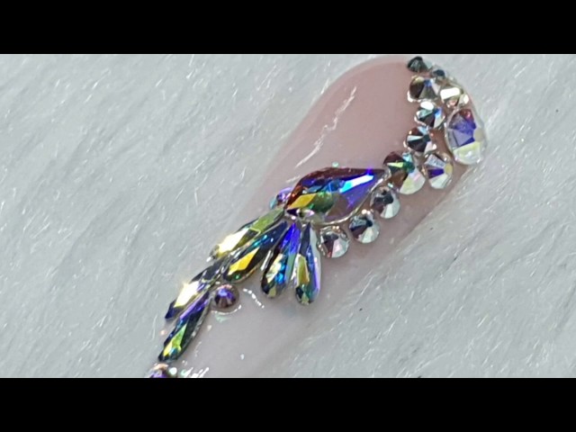 ジェルネイル・ネイルシール SWAROVSKI create your style Swarovski Crystal Nails