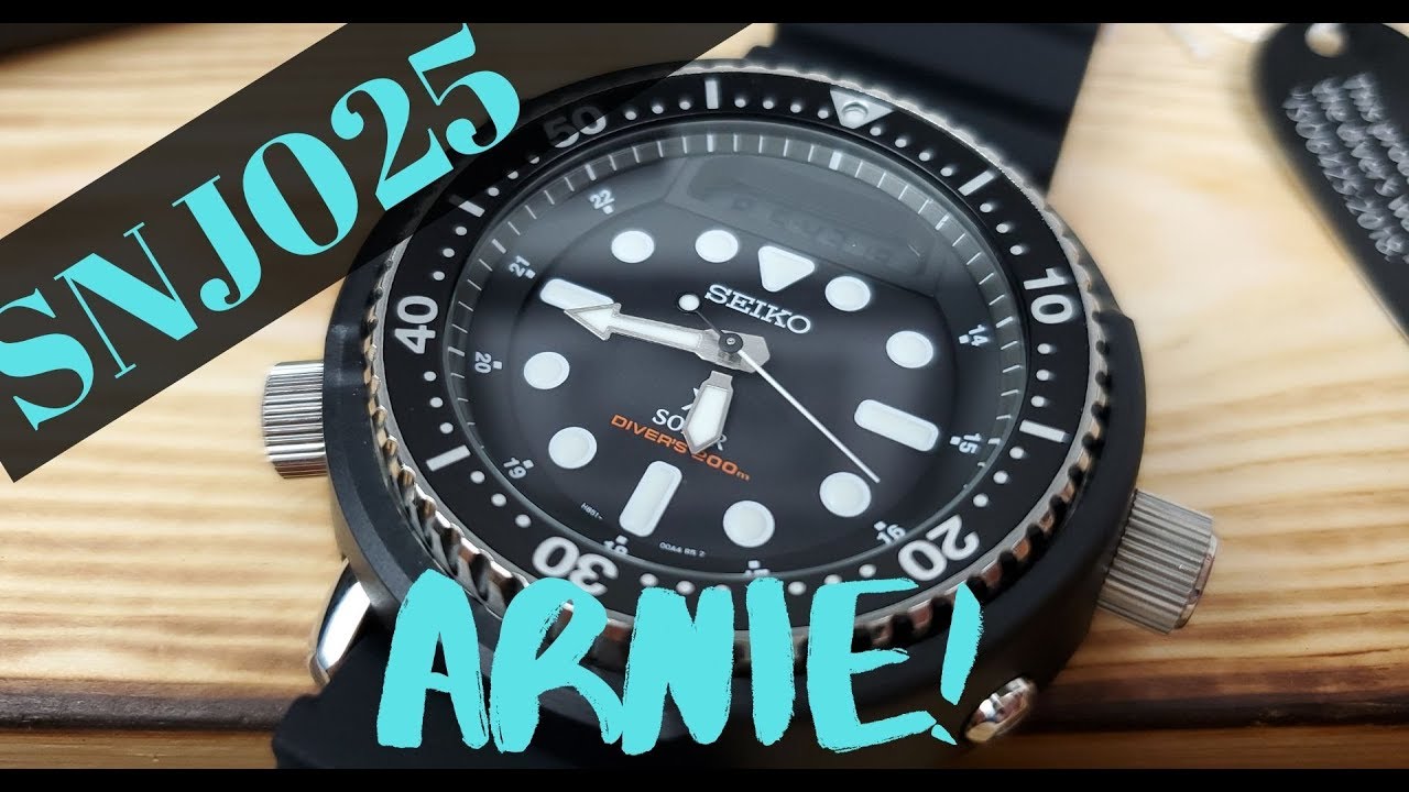 Seiko SNJ025 Arnie in 6 Minutes! Macro, Functions and Size Comparison SXK  Turtle - YouTube