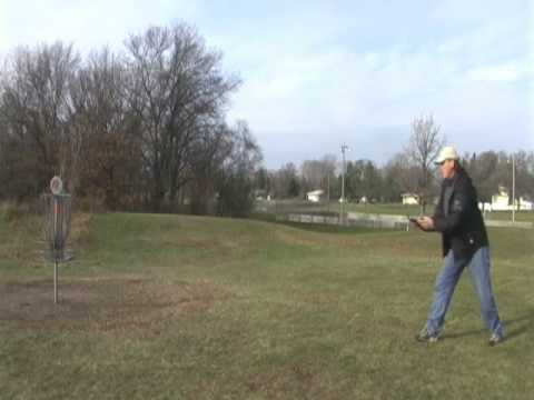 Disc Golf Tips and Technique: Putting with Todd Er...