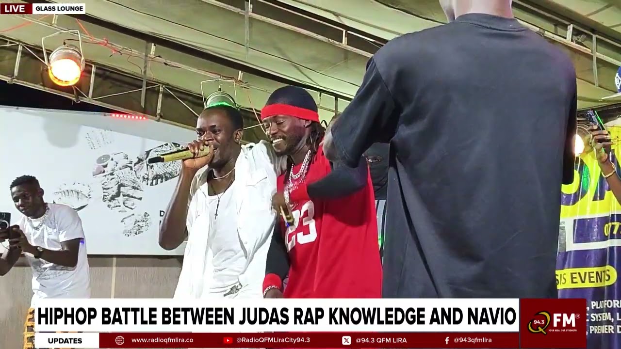 FULL HIPHOP BATLLE BETWEEN JUDAS RAP KNOWLEDGE AND NAVIO IN GLASS LOUNGE, LIRA CITY