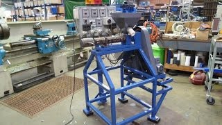 Final Update on the Vintage Plastics Extruder Machine.