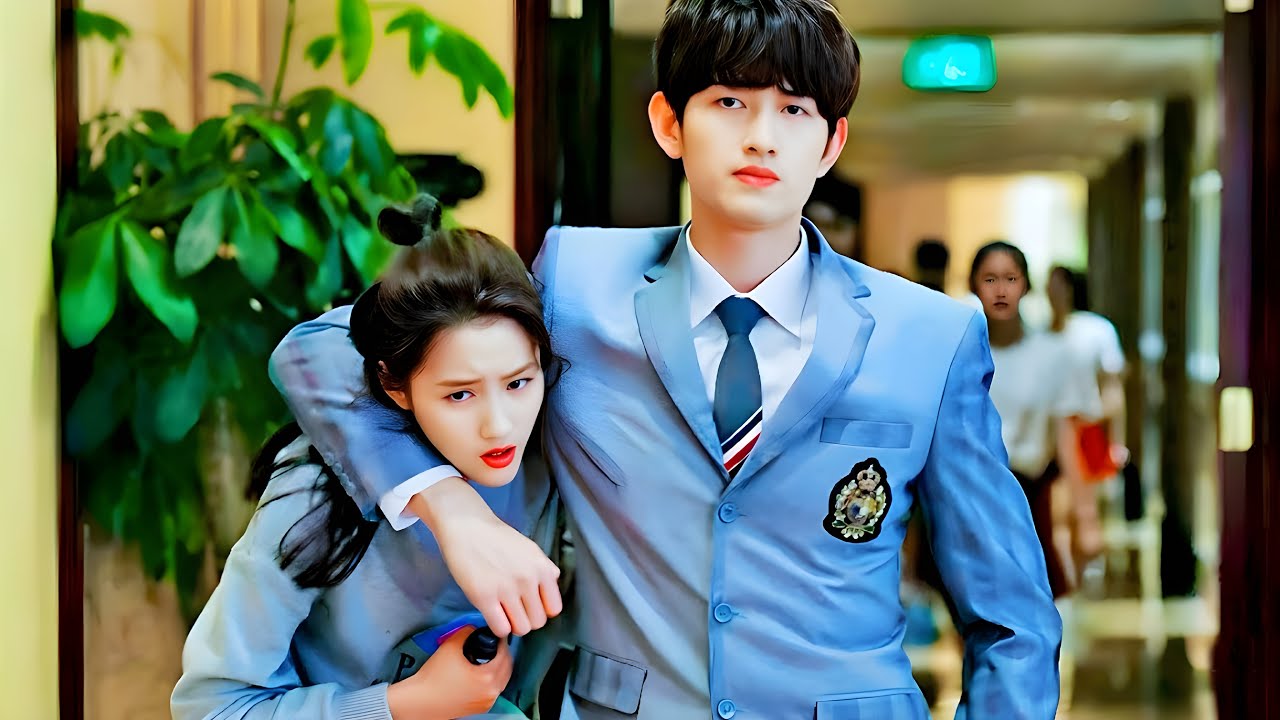 Bullied Shy Girl Never Imagined the Most Famous Boy Would Fall Madly in Love for Her 🔥