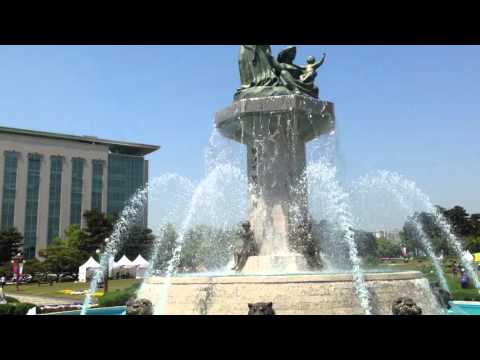 @The National Assembly Building (국회의사당) on National Day