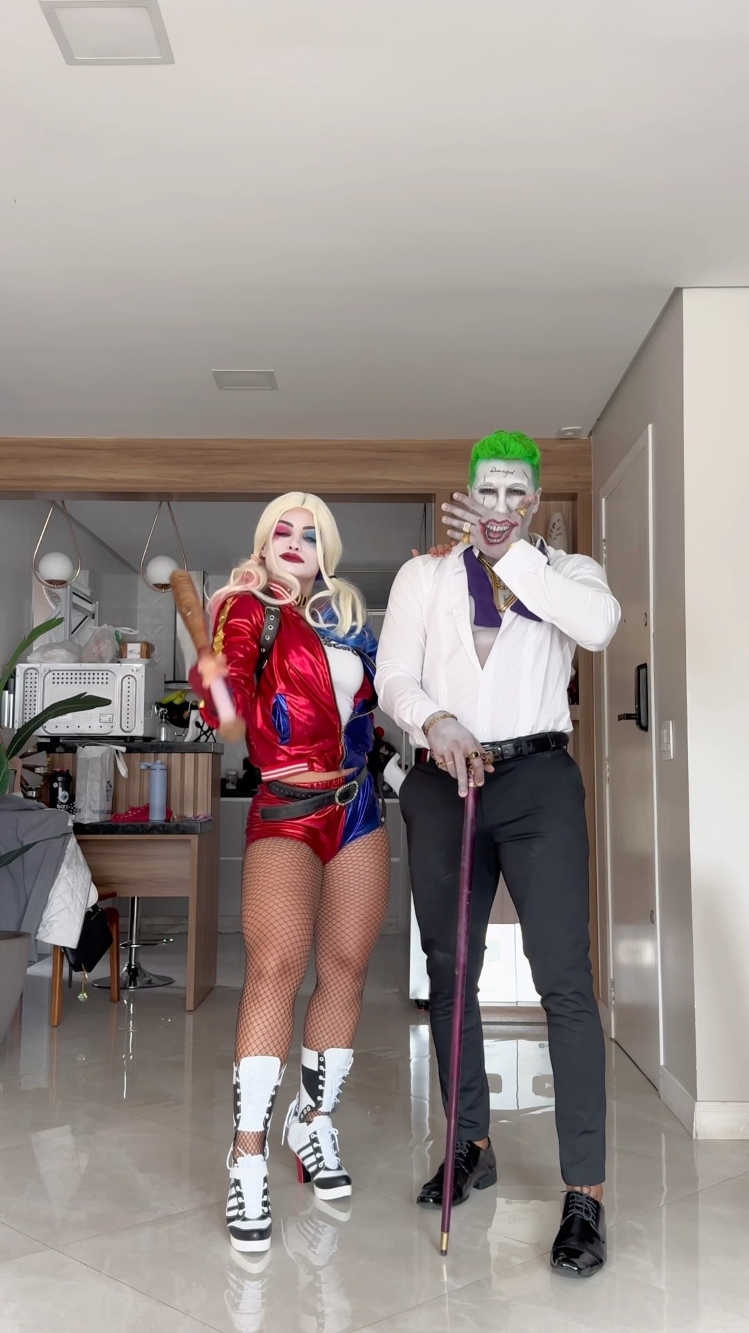 Tropa das Harley’s e Coringas!@mayca.brasil #transition #harleyquinn #joker #makeup #short #shorts