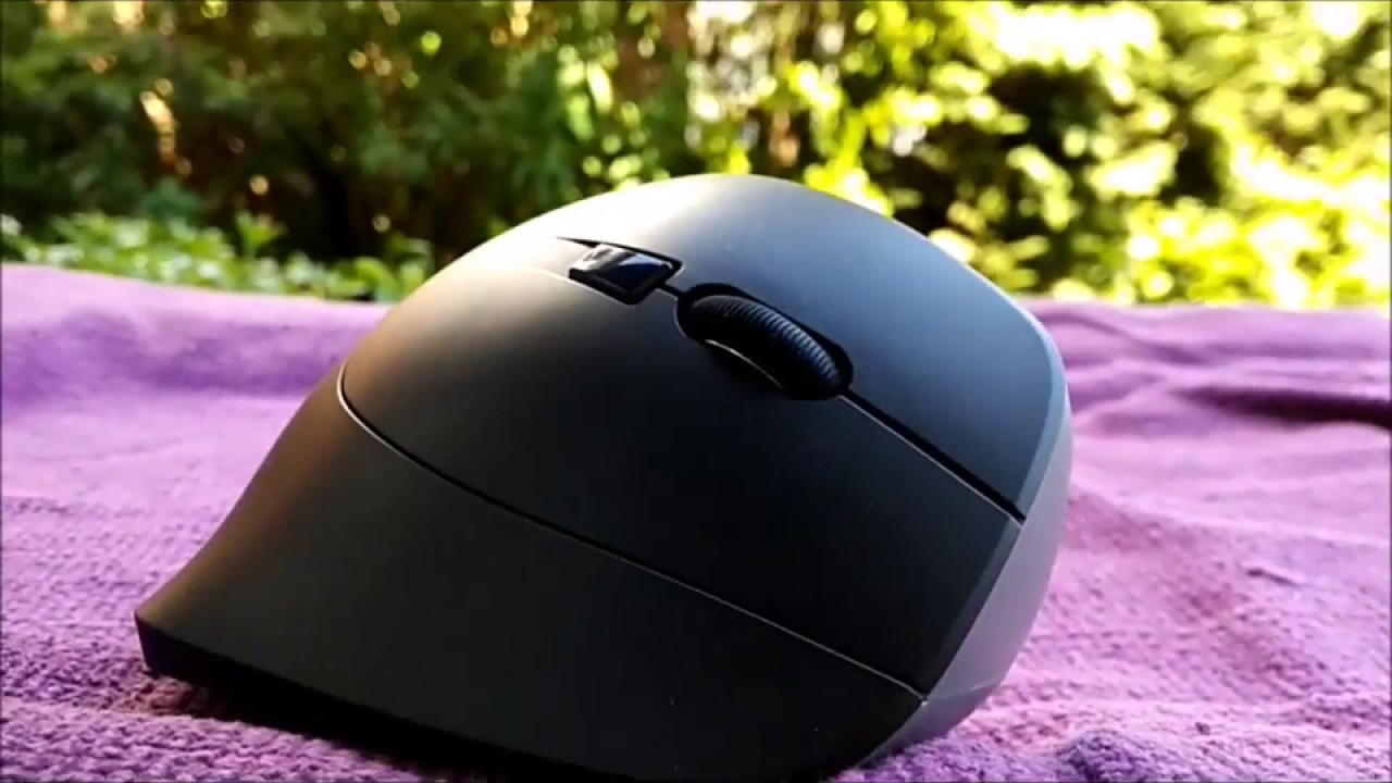 CHERRY MW 4500 Ergonomic wireless mouse to prevent wrist strain in a 45° design - GADGET EXPLAINED