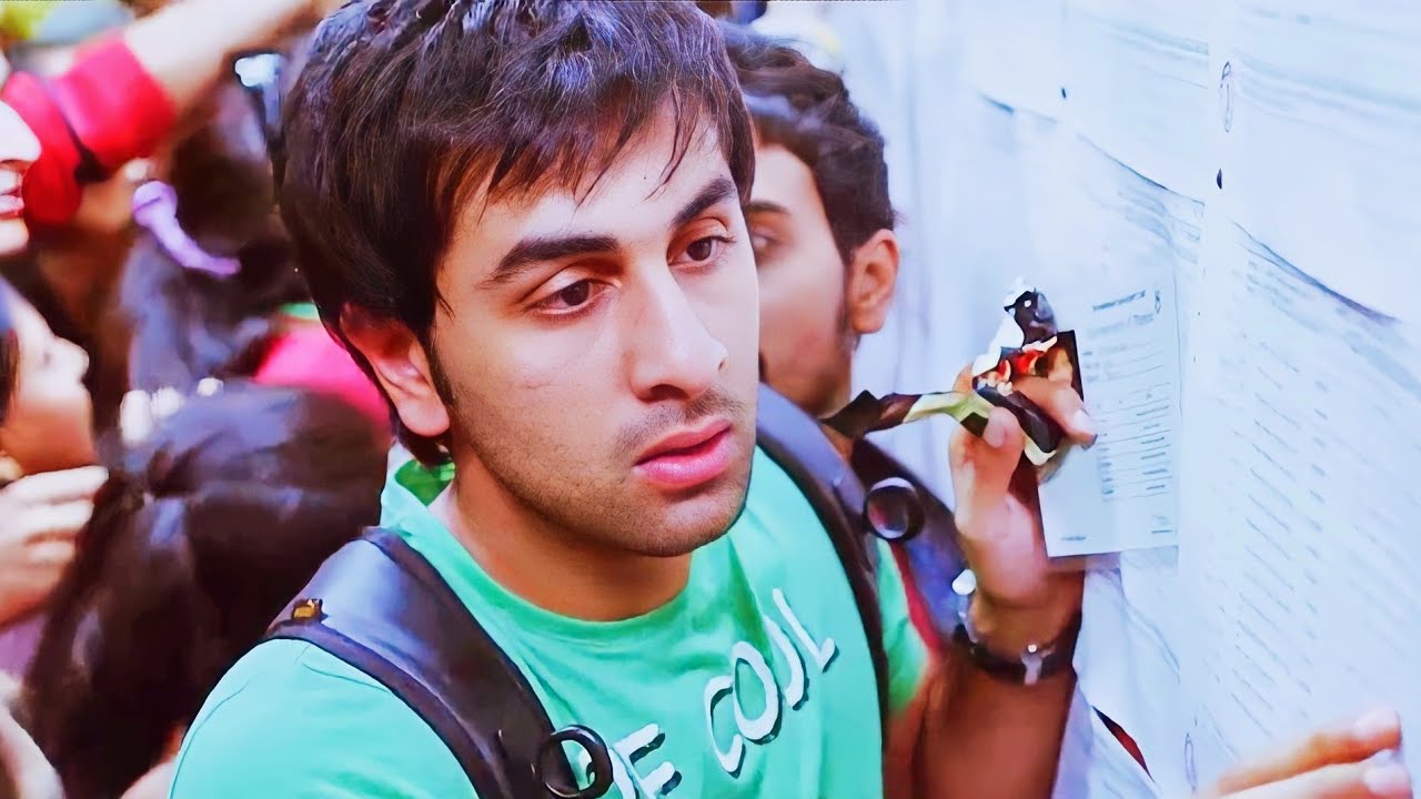 بيتحول من فاشل وابوه بيطرده من البيت لأفضل واحد في المجال اللي بيحبه بسبب حبيبته اللي بتساعده