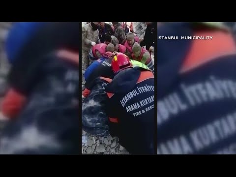 Teen rescued 228 hours after earthquake in Turkey
