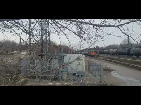 CN L554 EMD GP38-2W 4796 & GP9RM 4125 are going up to the upper Yard in Aldershot 