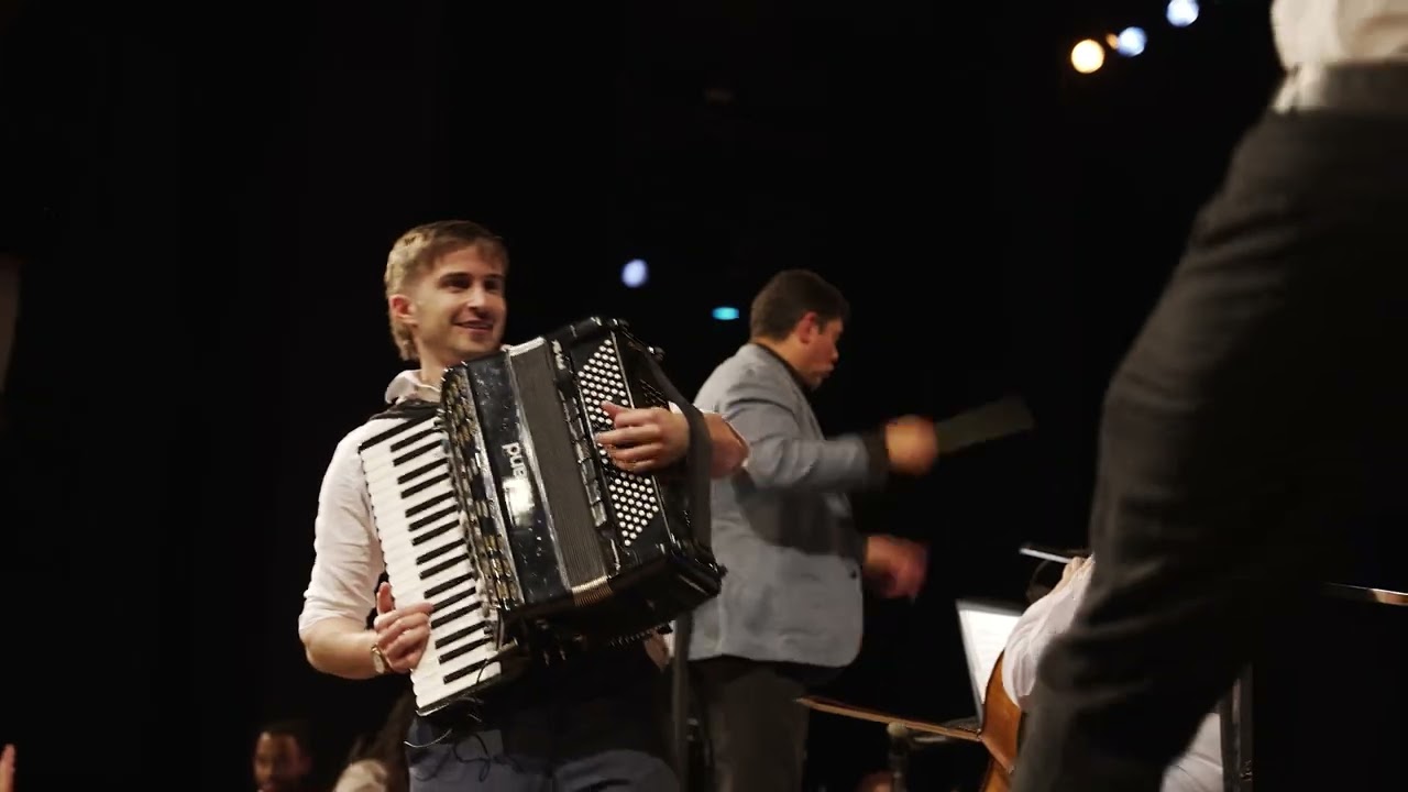 El Gallo Azul - Piero y Horacio & Orquesta Juvenil del Sodre