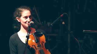 Download Lagu Yiddish Folk-punk Trio 'Brivele' sings a couple of songs about the Tsar MP3