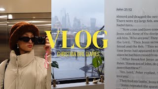 VLOG| Solo valentines date, God's love, photo booth, answered prayers 💖