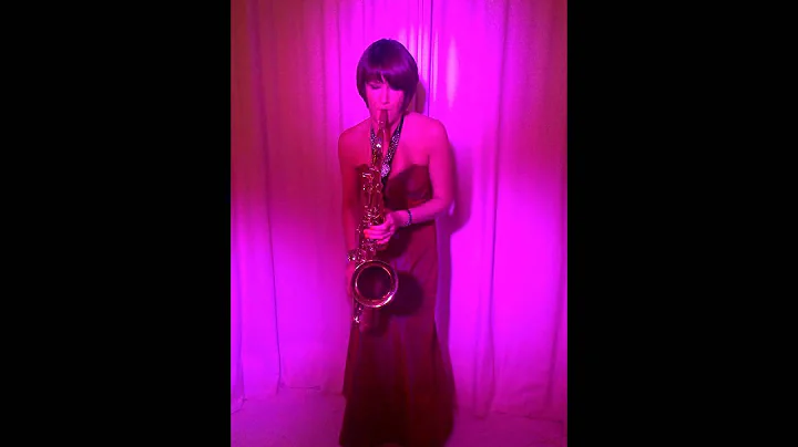 Julia Wray: Saxophonist: Live lounge/jazz