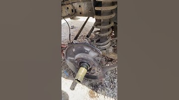 Upgrading the suspension on this Toyota Land Cruiser FJ70 for improved performance - PAT✨❤️ #music