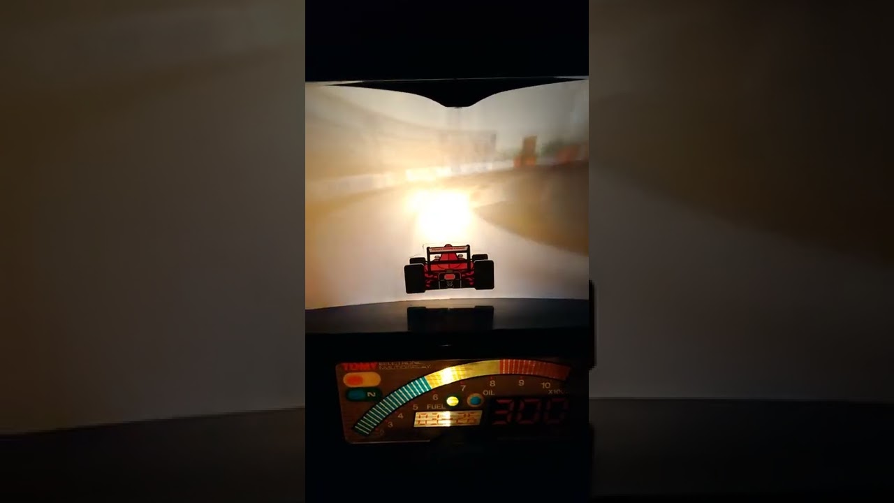 昭和レトロ レーシングゲーム（玩具） F-1ドライバー TOMY - YouTube