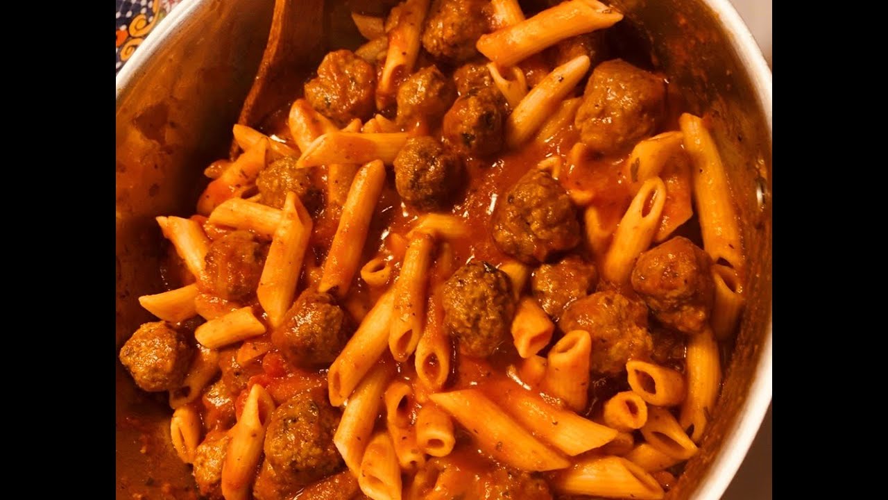 hacer Pasta penne con bolitas de carne molida y ensalada? YouTube