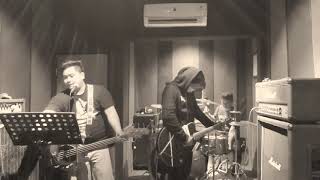 Tanpa batas waktu -ade Govinda feat fadli (cover) Aliens #cover#tanpabataswaktu#adegovindafeatfadly