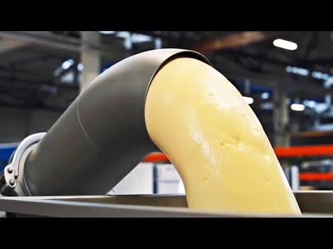 من داخل مصنع الزبدة كيفية تحويل حليب البقر إلى زبدة بطرق لا تصدق