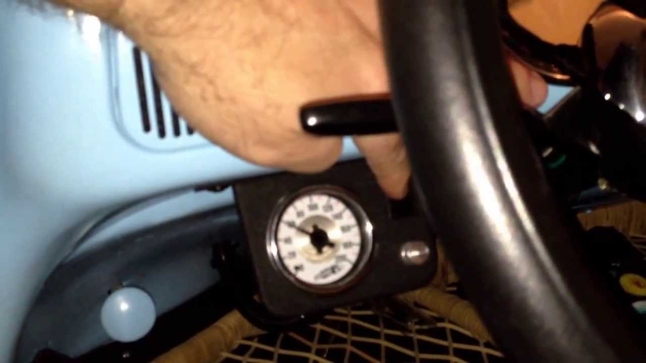 '67 Volkswagen Bug with Monroe MA793 air shocks and an Airlift 25804