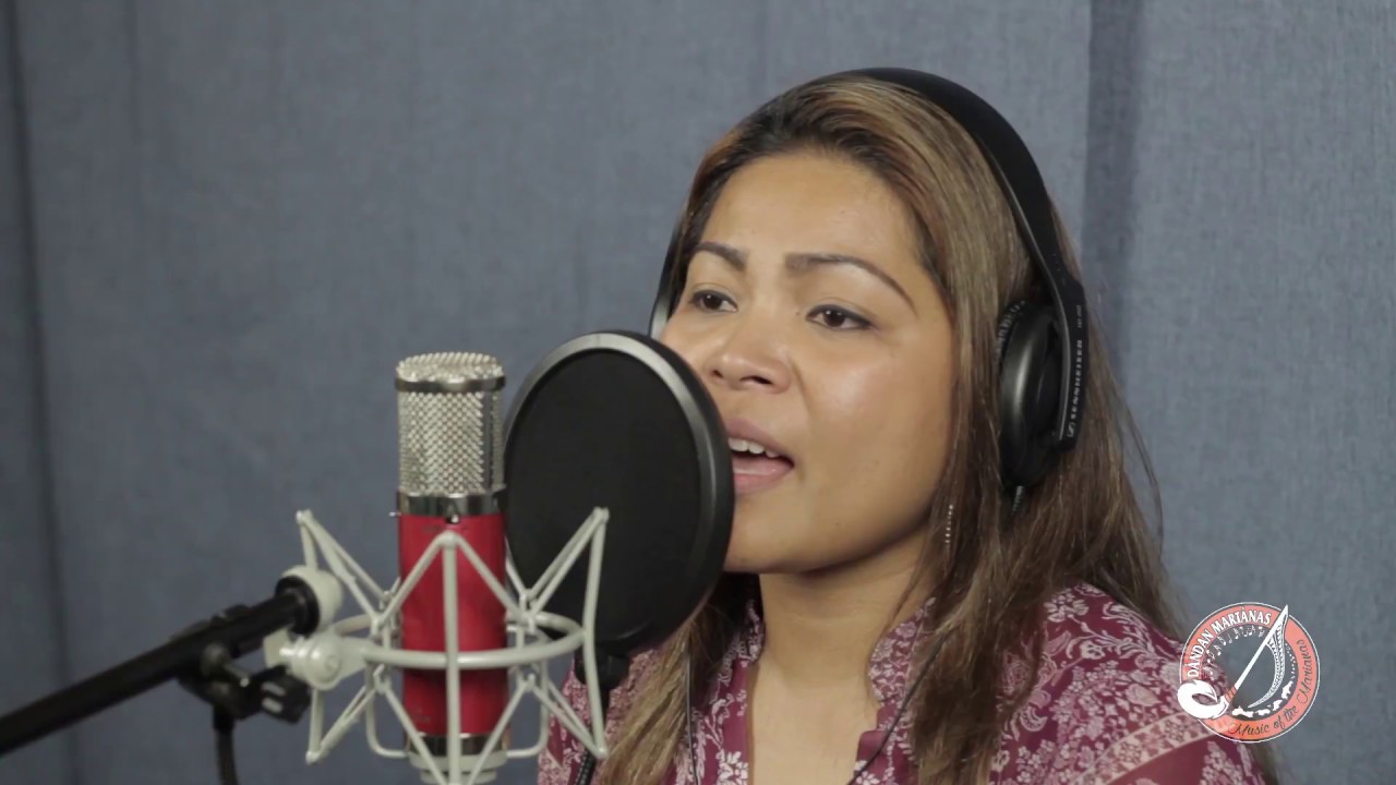 Iiláy-Vina Saures Ayuyu