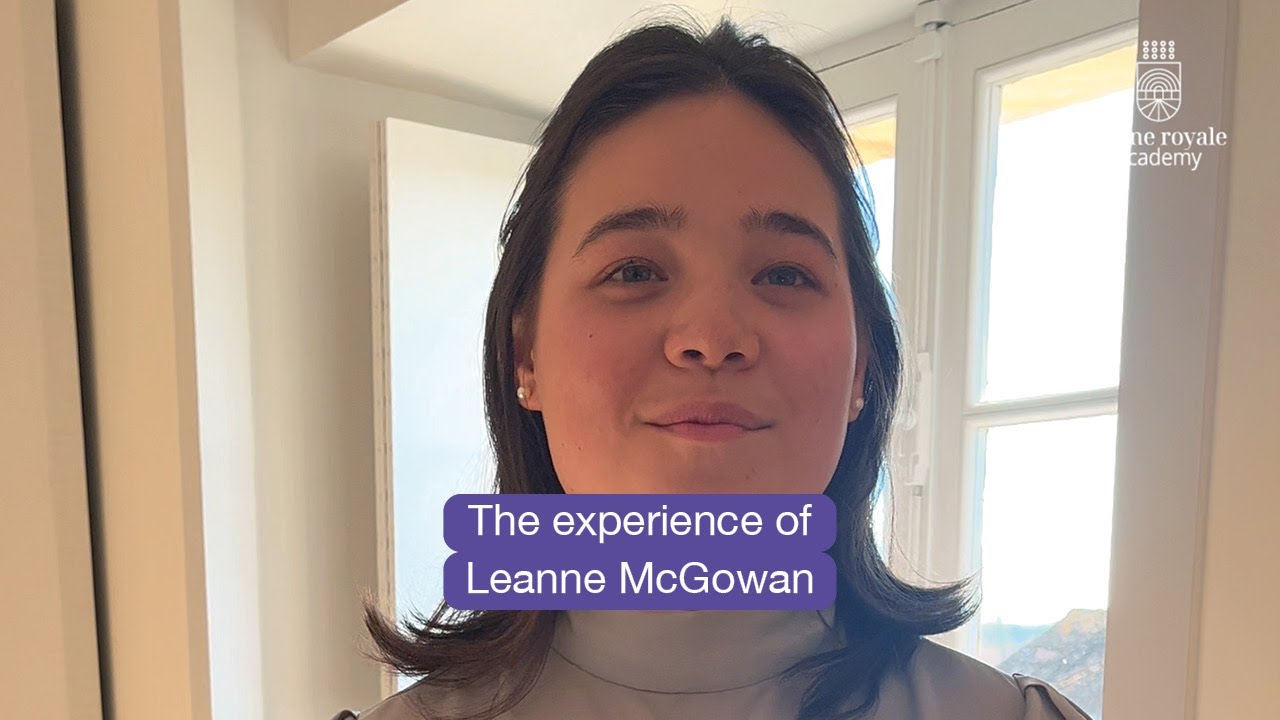 Leanne shares her typical day at the Saline royale Academy and her experiences on salineacademy.com