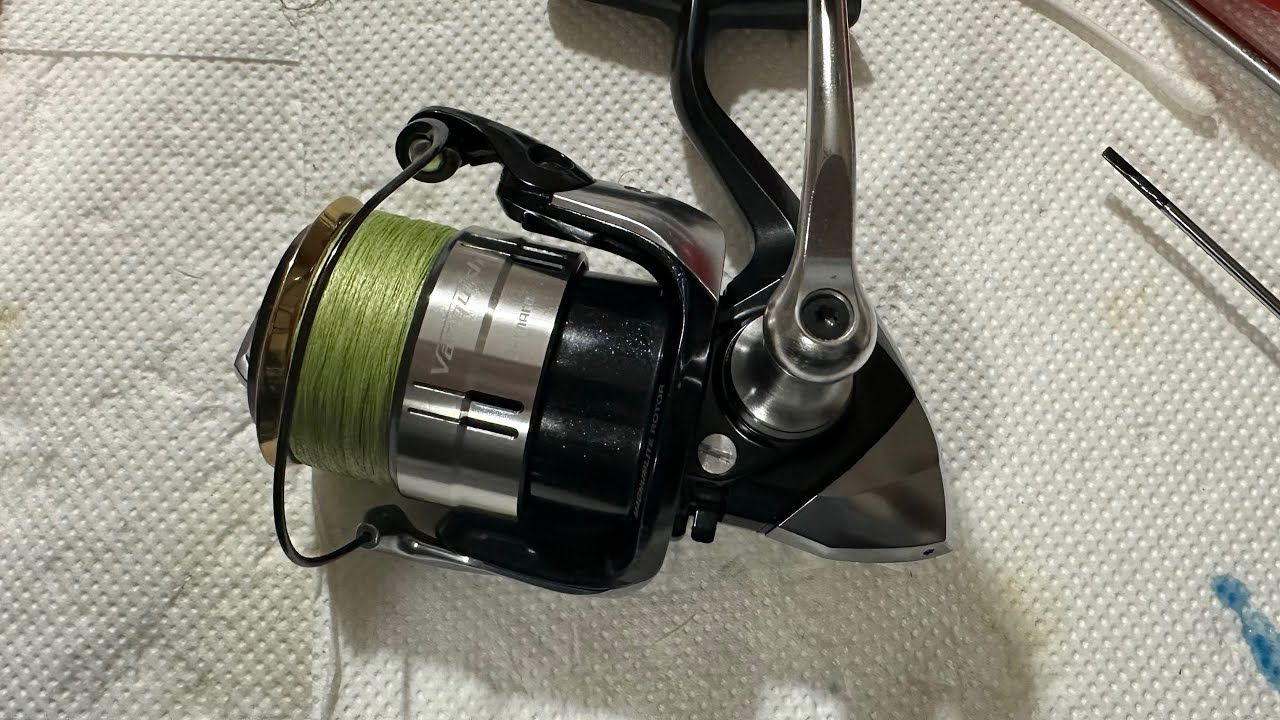 Shimano 2012 Vanquish C3000 - YouTube