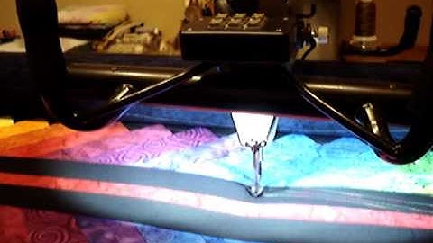 Longarm quilting - computer guided Statler Stitcher