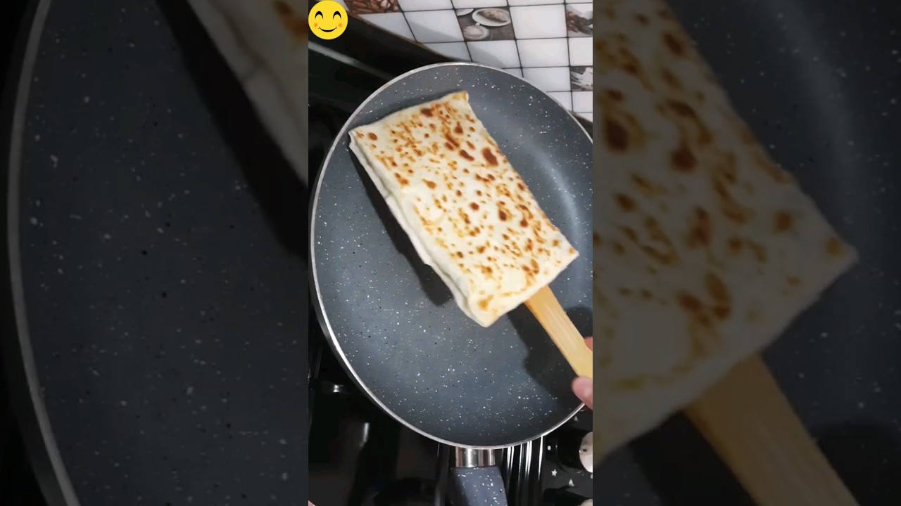 Tavada Kolay Gözleme. Gozleme, Streetfood at Home