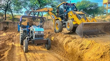 Jcb Backhoe Machine Loading Mud In Mahindra YUVO and Eicher Tractors | Jcb Video